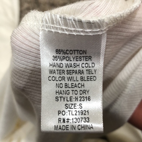 NWT Umgee Top Size Small Ivory Cowl Neck Pleated Back Tunic - Picture 6 of 9